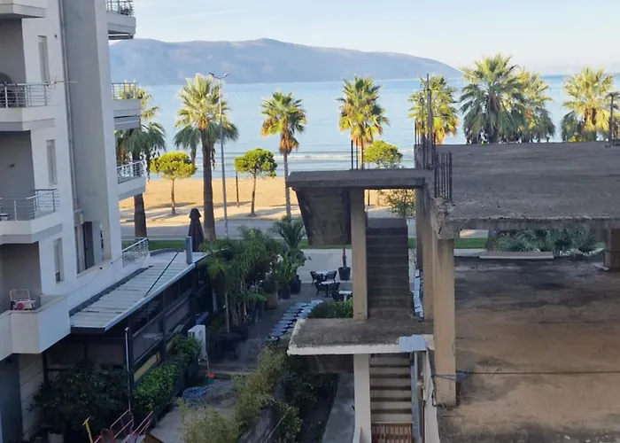 Hazbi Tare Apartment *